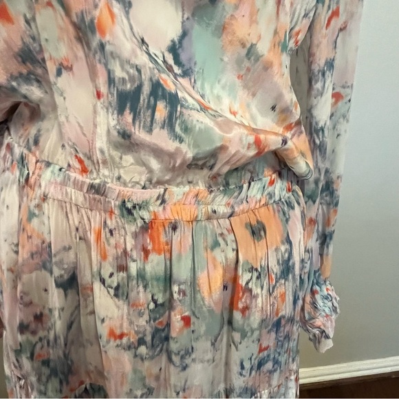 Velvet by Graham & Spencer Watercolor Floral V-neck Mini Long Sleeve Dress Small - Picture 5 of 15
